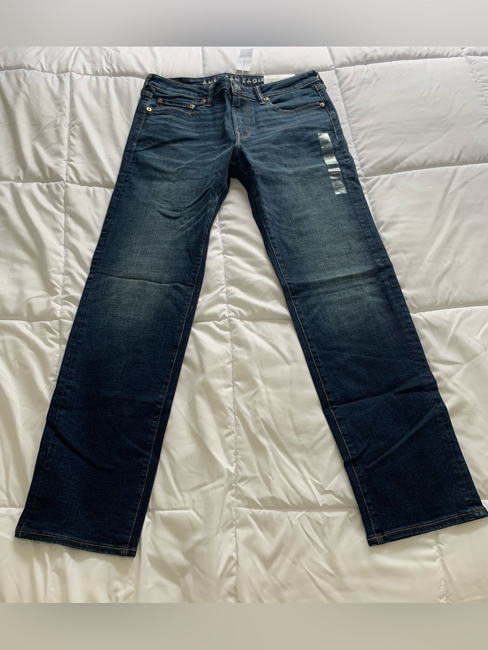 New American Eagle AIRFLEX +
ORIGINAL STRAIGHT Jeans Size 32